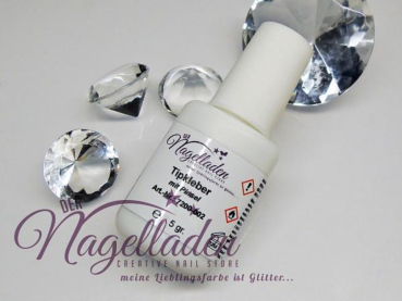 Tipkleber in der Pinselflasche